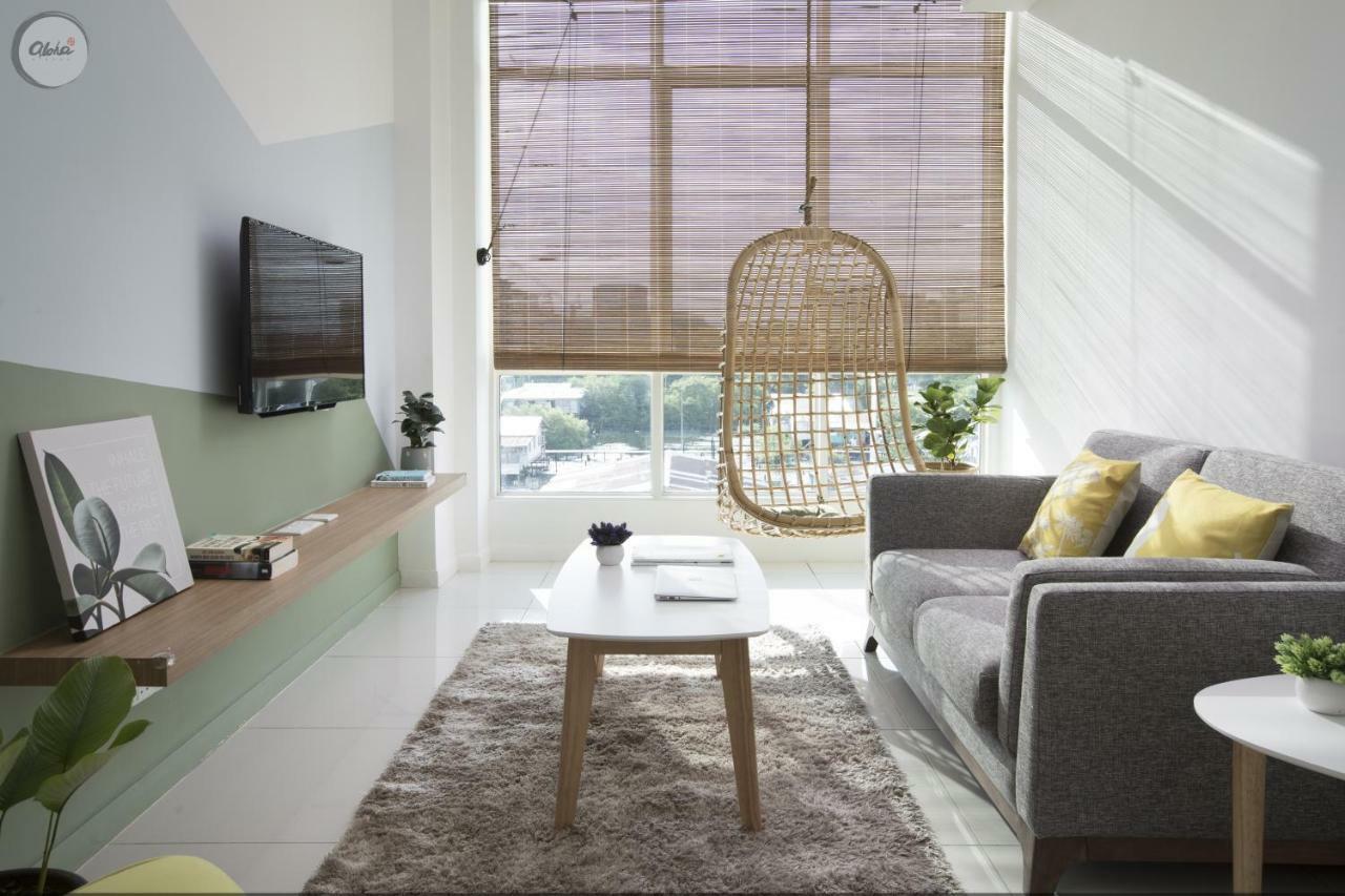 Apartment Cozy Nature Inspired Loft ,sutera Avenue,opposite Imago Mall B33